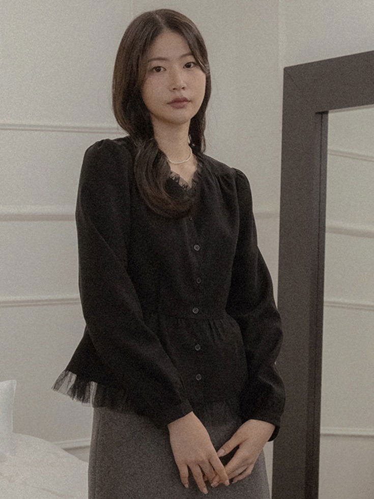 Yuriand See-Through Frill Peplum V-Neck Blouse