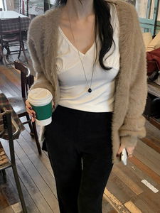 Relet Layered V-Neck Sleeveless