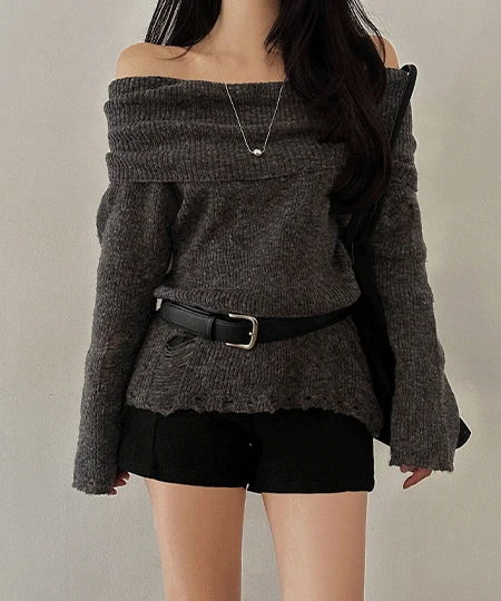 카밀라 겨울 데미지 오프숄더 루즈핏 니트