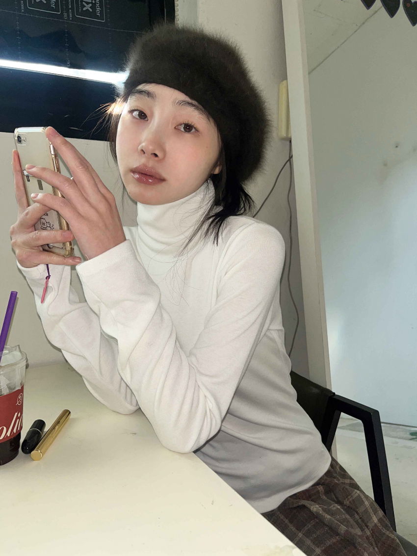 카디건 모델 착용 이미지-S3L4