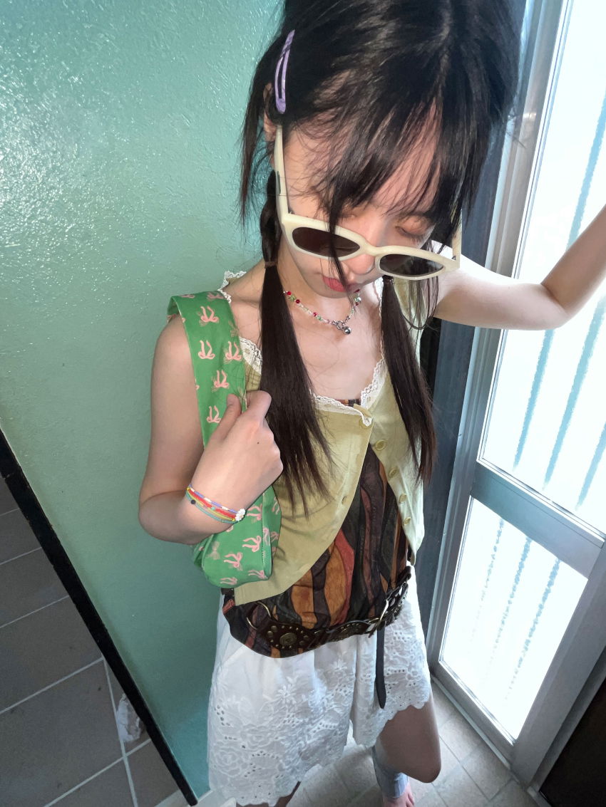 악세사리 모델 착용 이미지-S1L33