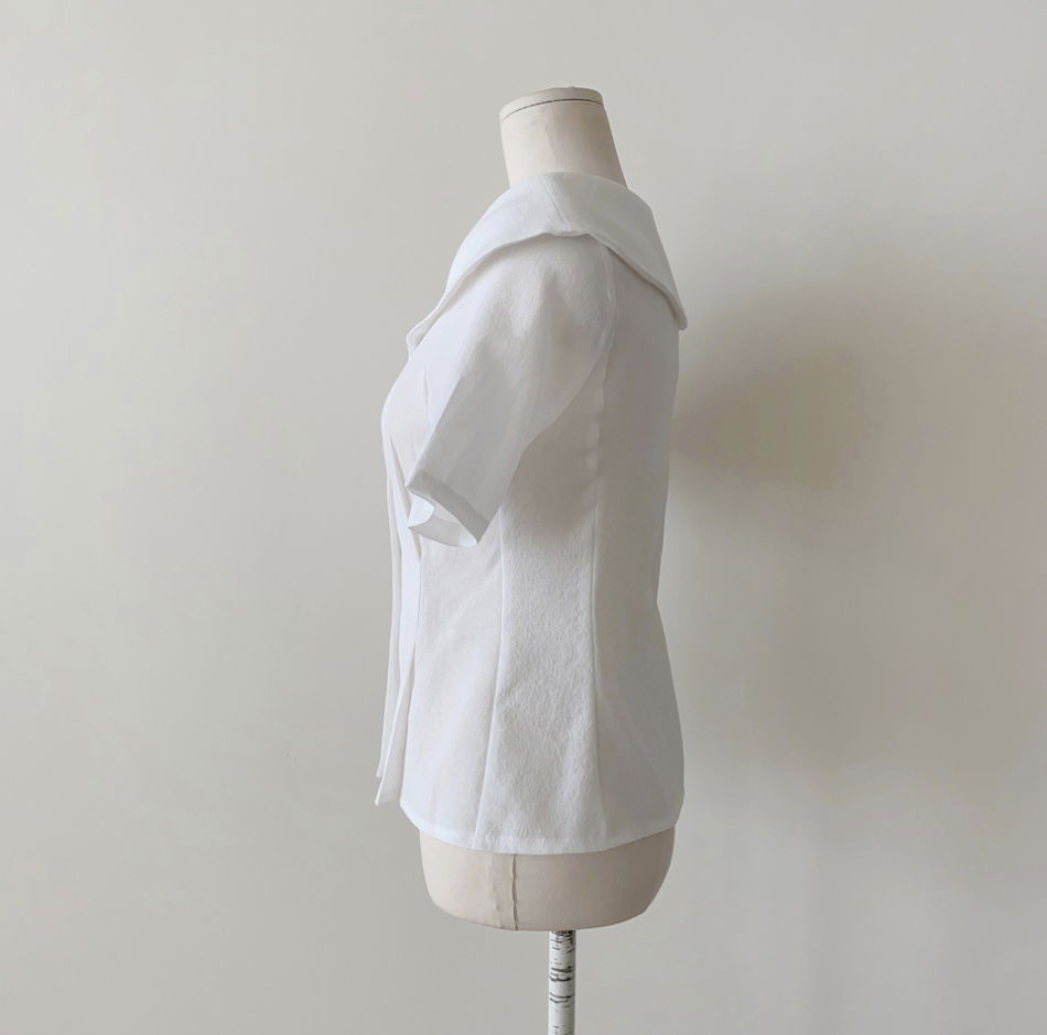 반팔 티셔츠 크림 색상 이미지-S1L17