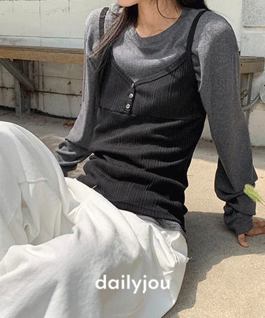 Riore Layered Button V-Neck Strap Sleeveless 