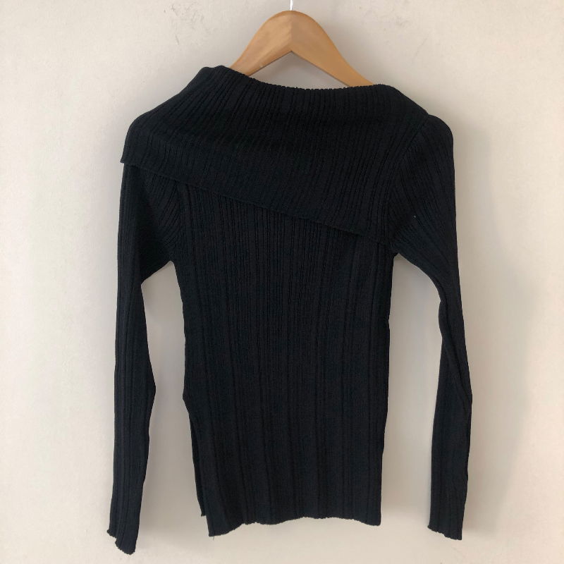 긴팔 티셔츠 차콜 색상 이미지-S6L4